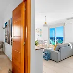 Boutique With Bbq Terrace And Ocean Views