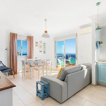 דירה Boutique With Bbq Terrace And Ocean Views *