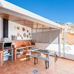 Boutique With Bbq Terrace And Ocean Views