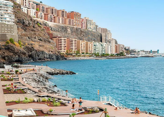 Boutique With Bbq Terrace And Ocean Views